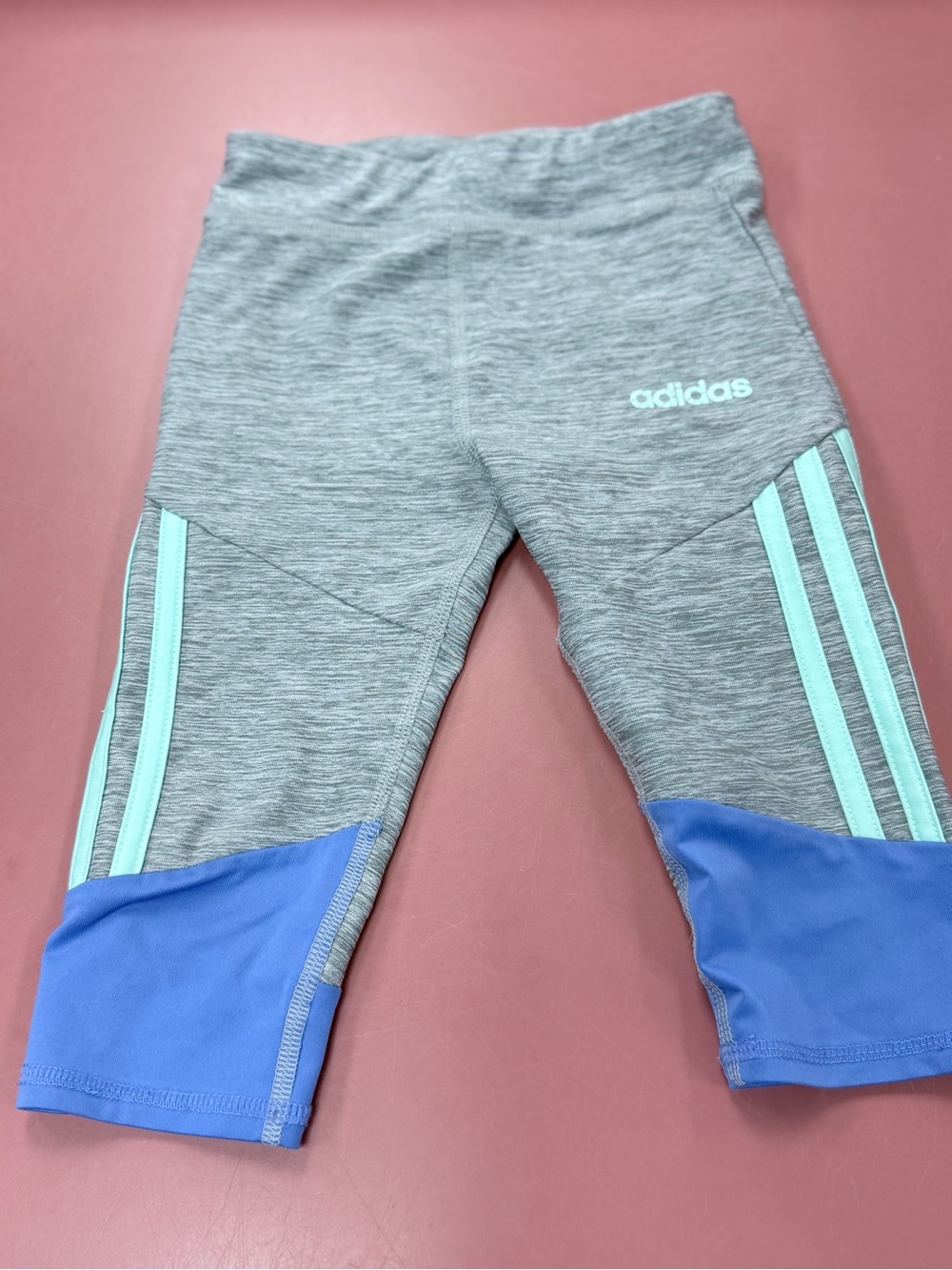 adidas Girls' Gray Capri Leggings with Mint Stripe and Blue Hem size 4T